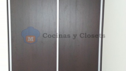 9. Closet Corredizo
