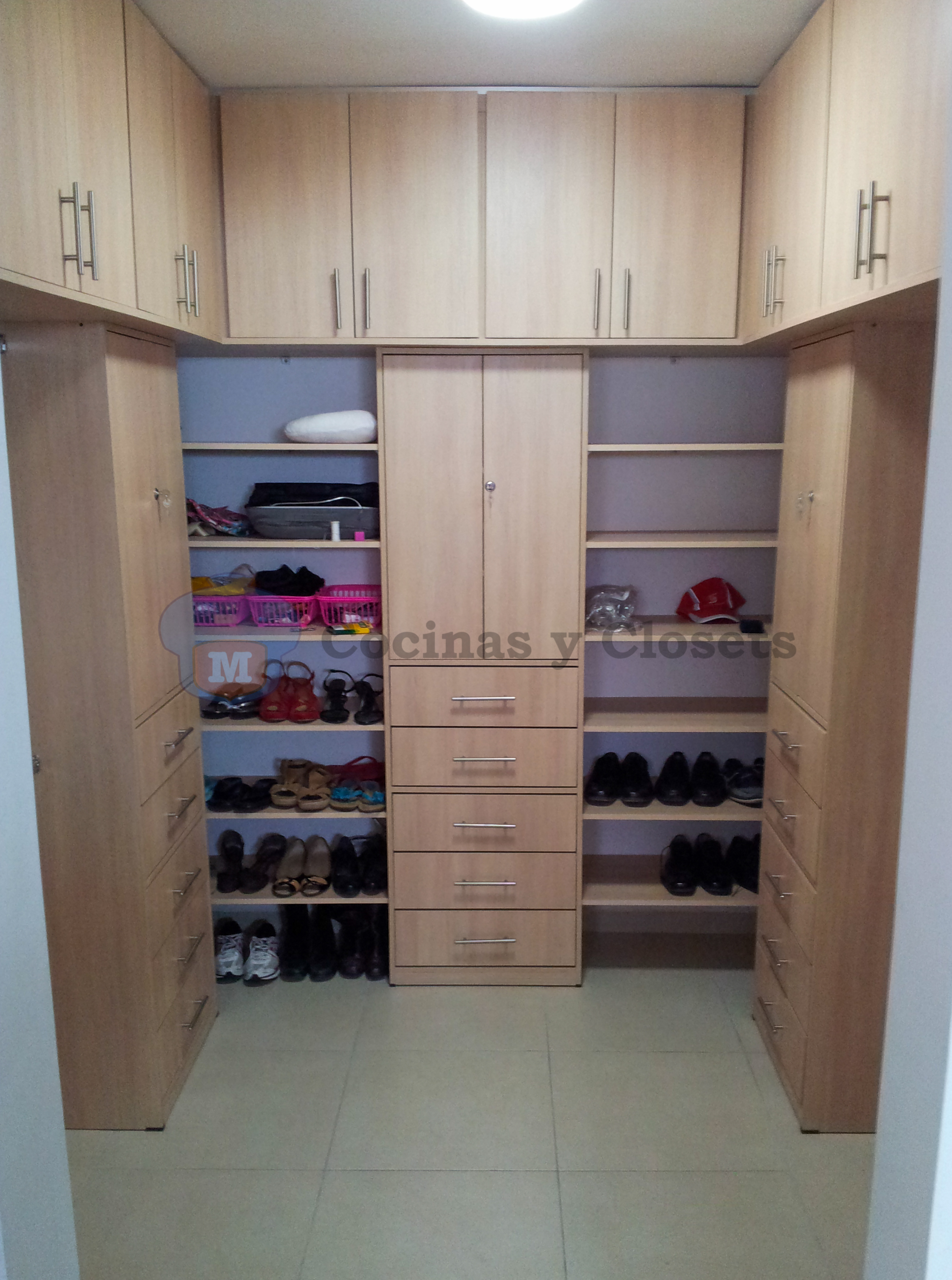 Vestidor 10
